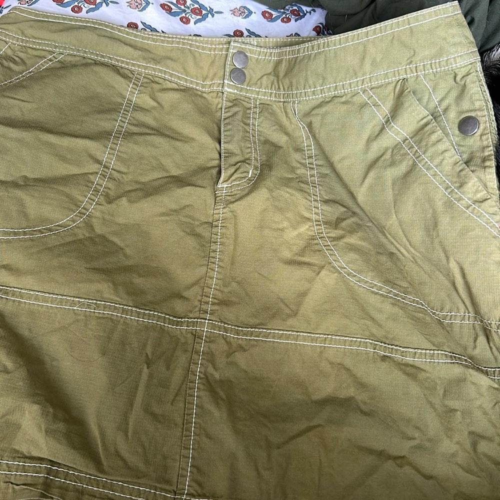 title nine green skirt!